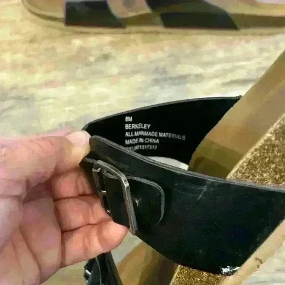 R2 Berkeley sandals black and brown size 8 - Picture 3 of 6